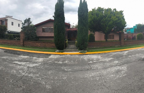 RESIDENCIAL ENTRADA PRINCIPAL LA ASUNCIÓN METEPEC, MEXICO